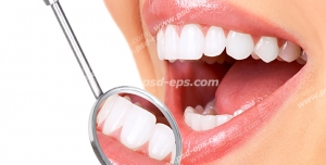 عکس با کیفیت معاینه دندان هایی سفید با آینه