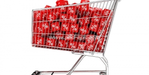 عکس با کیفیت تبلیغاتی سبد خرید فروشگاهی پر از مکعب های قرمز که روی همه وجه های آن کاراکتر درصد به رنگ سفید که نشان دهنده تخفیف می باشد درج شده