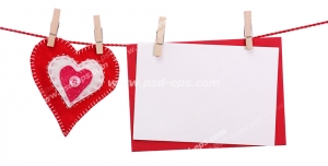 عکس با کیفیت تبلیغاتی کارت تبریک و قلب کاغذی آویز شده با گیره